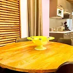 شقة Mini Loft 4 P, Centre Historique *